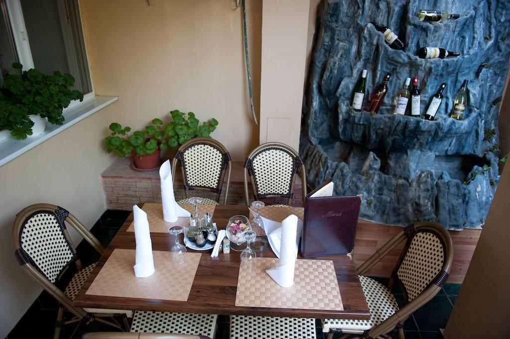 Hotel Dynes Eforie Nord Luaran gambar