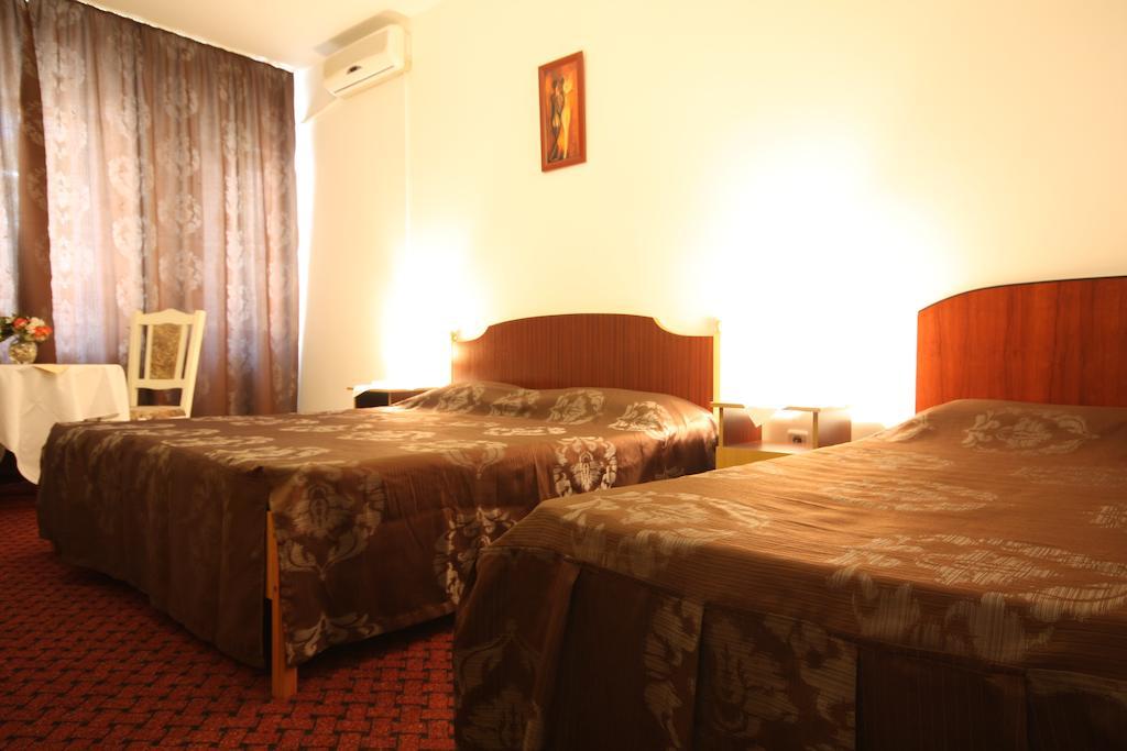 Hotel Dynes Eforie Nord Luaran gambar