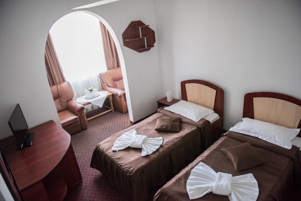 Hotel Dynes Eforie Nord Luaran gambar