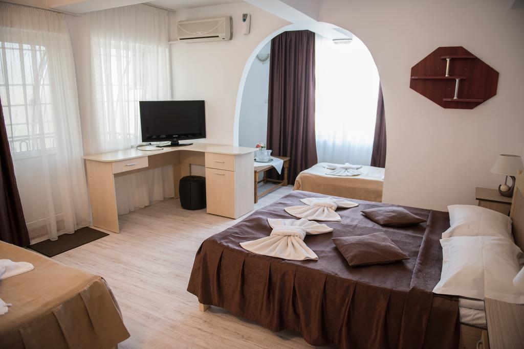 Hotel Dynes Eforie Nord Luaran gambar